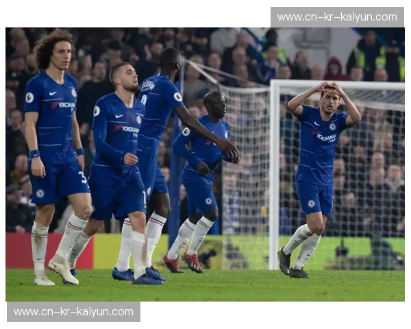 蓝军伦敦德比烽烟再起:切尔西vs西汉姆直播,谁能笑傲斯坦福桥? 蓝军伦敦德比烽烟再起:切尔西vs西汉姆直播,谁能笑傲斯坦福桥?